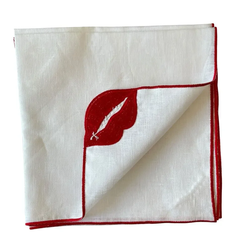 Chefanie RED LIPS Dinner Napkins 20x20 Linen Set of 4 Valentines Day XO New